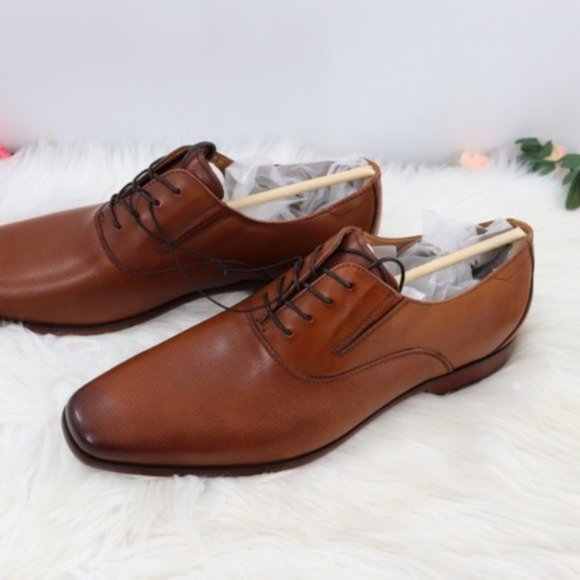 BRAND New Mens Shoes - Picture 2 of 3